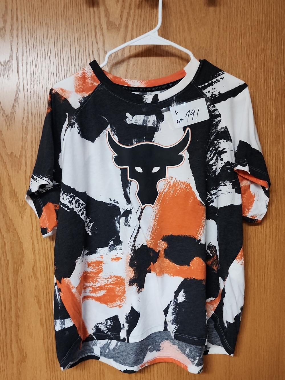 Under Armour Project Rock Bull Emblem shirt womens L number 791